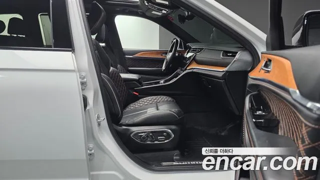 Jeep Cherokee — Фото автомобиля 10