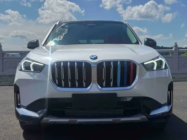 BMW X1 — Фото автомобиля 2