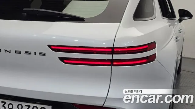 Genesis GV70 2.5T Бензин 2WD — Фото автомобиля 21
