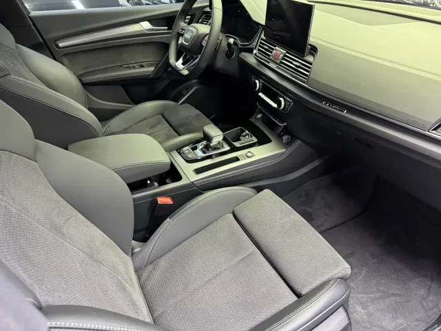 Audi Q5L Sportback — Фото автомобиля 9