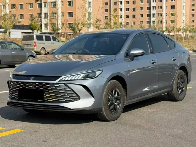 BYD Qin PLUS — Фото автомобиля 3