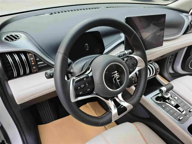 BYD Yuan PLUS — Фото автомобиля 15