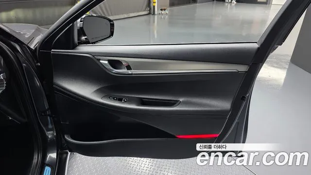Hyundai Grandeur New — Фото автомобиля 14