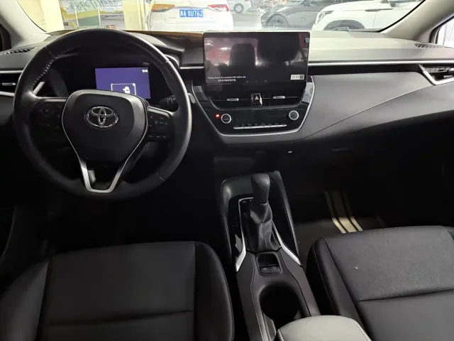 Toyota Corolla — Фото автомобиля 13