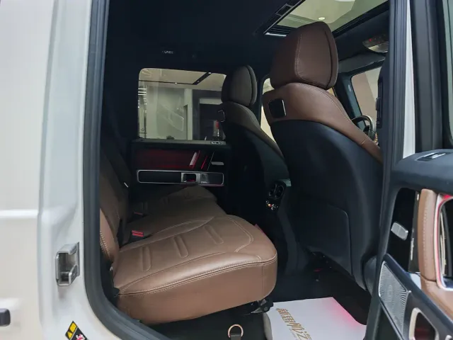 Mercedes-Benz G-Class — Фото автомобиля 13
