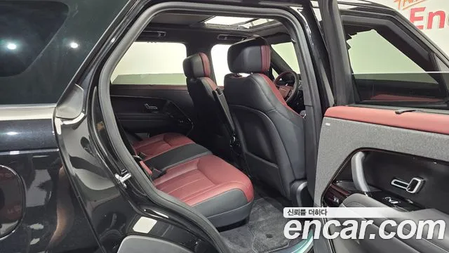Land Rover Range Rover Sport — Фото автомобиля 10