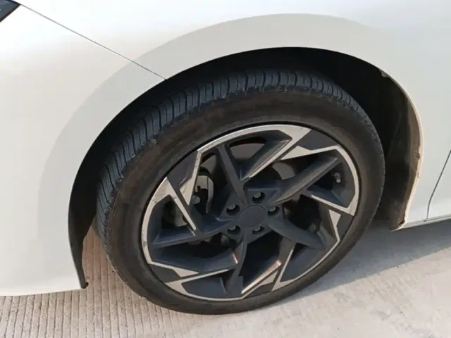 GAC Aion S MAX — Фото автомобиля 22