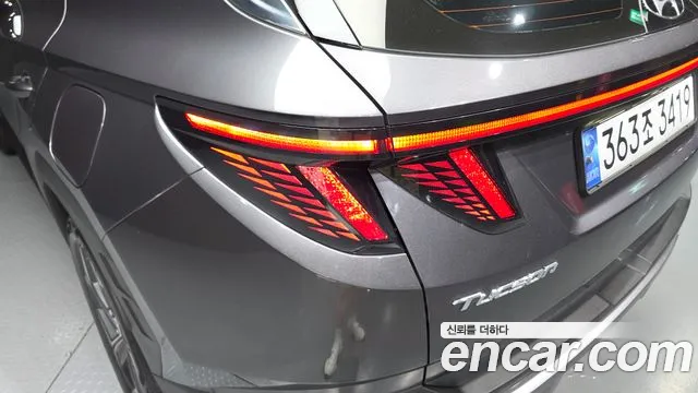 Hyundai Tucson Tucson (NX4) Бензин 1.6 турбо 2WD — Фото автомобиля 21