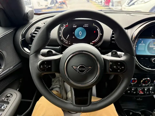 MINI Clubman — Фото автомобиля 16