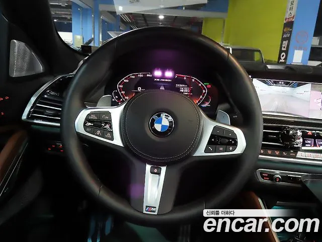 BMW X6 — Фото автомобиля 13