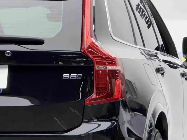 Volvo XC90 — Фото автомобиля 6