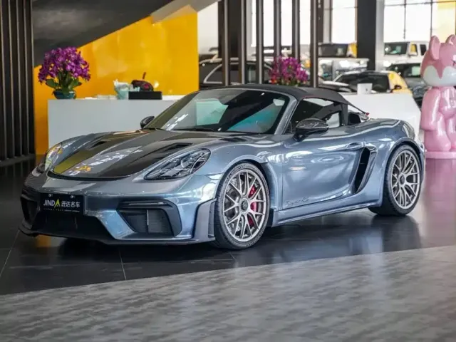 Фотография автомобиля — Porsche 718