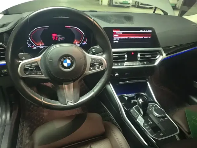 BMW BMW 3 Series 2022 320Li M Sport Package — Фото автомобиля 5
