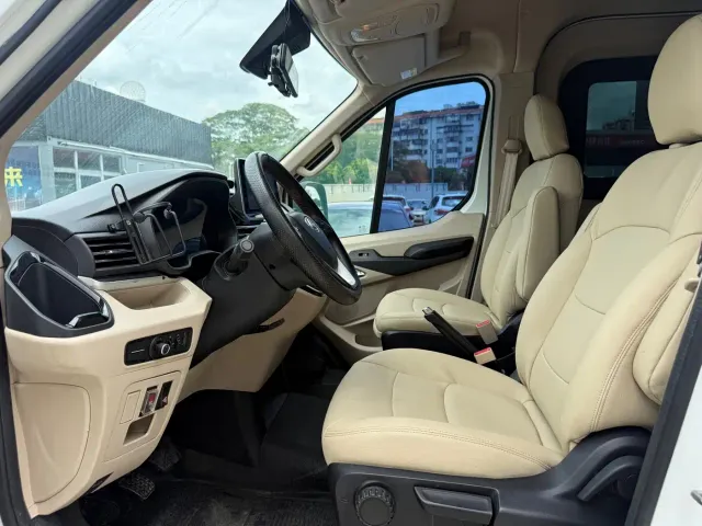 Maxus Xintu V80 — Фото автомобиля 7