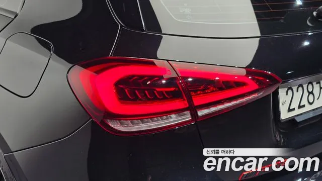 Mercedes-Benz A-Class W177 — Фото автомобиля 8