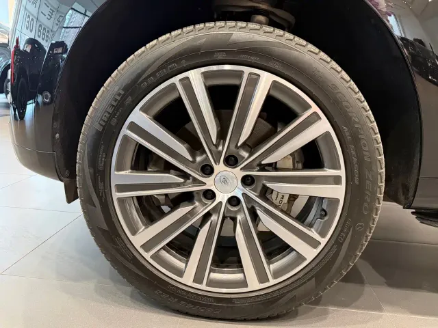 Land Rover Range Rover — Фото автомобиля 4