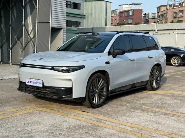 Фотография автомобиля — Leapmotor C16