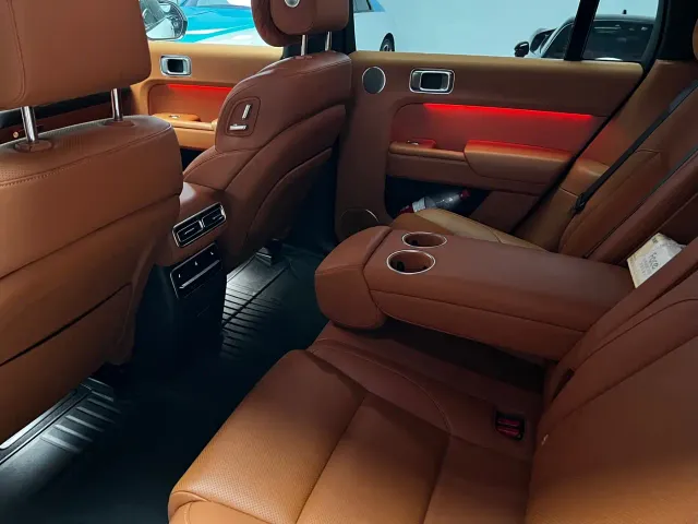 Li Auto L7 — Фото автомобиля 6