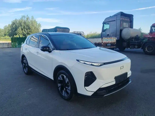 Bestune Yueyi 07 — Фото автомобиля 3