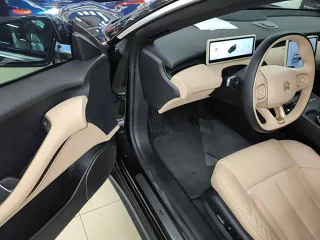 Nio ET5 Touring — Фото автомобиля 15