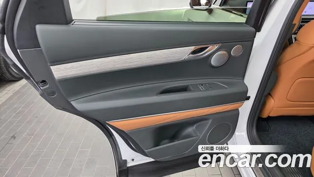 Genesis GV80 2.5T Бензин AWD — Фото автомобиля 21
