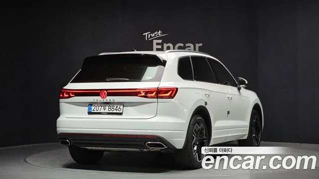 Volkswagen Touareg Touareg 3 поколение 3.0 TDI Prestige — Фото автомобиля 2