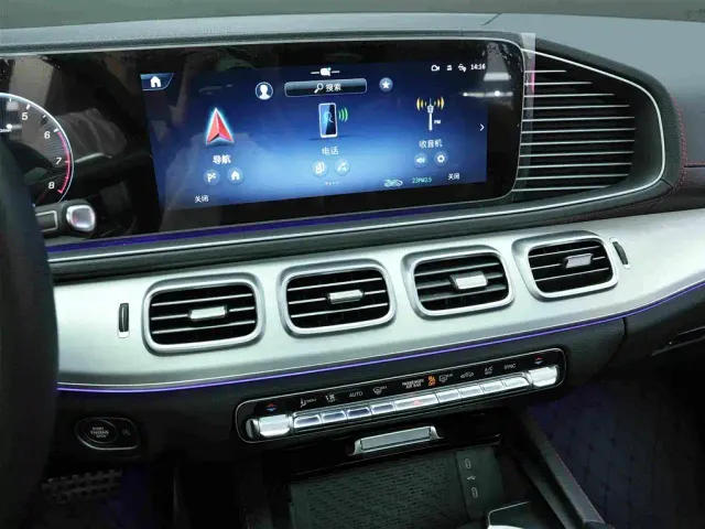 Mercedes-Benz GLE-Class AMG — Фото автомобиля 9