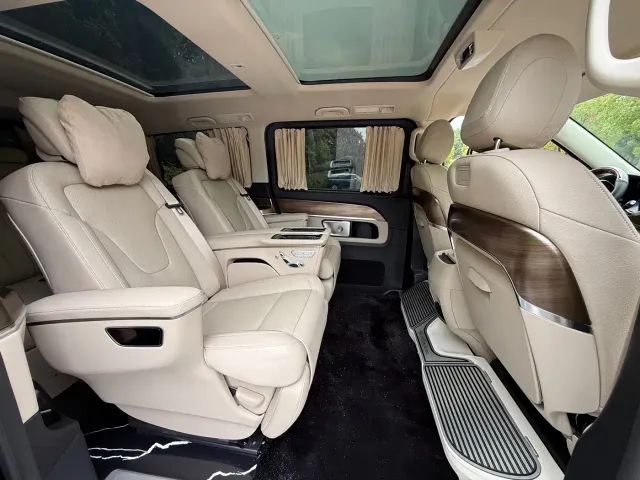 Mercedes-Benz V-Class — Фото автомобиля 11