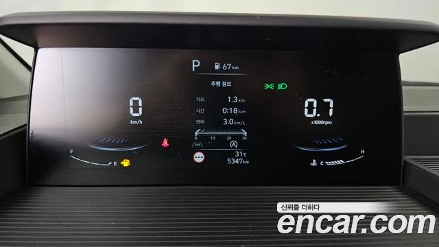 Hyundai Staria Staria Карго 5 мест — Фото автомобиля 7