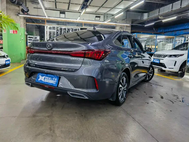 Changan Eado — Фото автомобиля 6