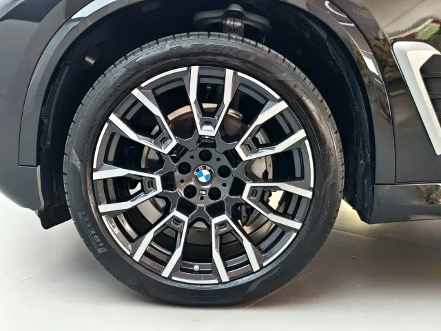 BMW X5 — Фото автомобиля 18