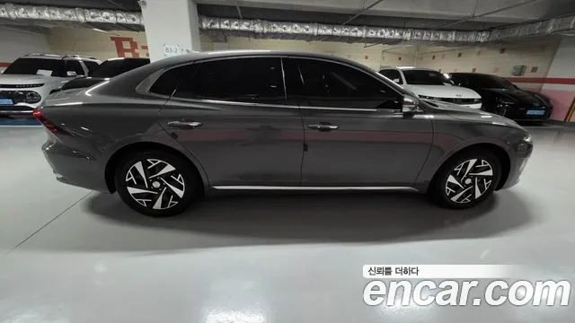 Hyundai Grandeur (New) Hybrid — Фото автомобиля 4