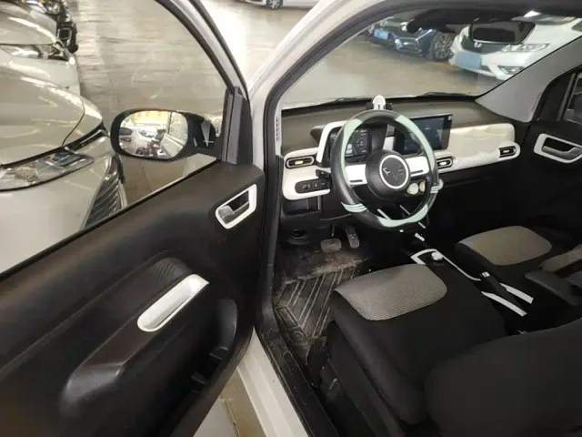 Wuling Hongguang Mini EV — Фото автомобиля 15