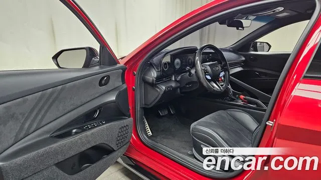 Hyundai AVANTE — Фото автомобиля 10