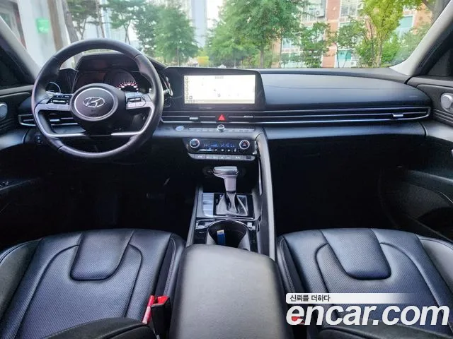 Hyundai AVANTE Avante (CN7) — Фото автомобиля 18