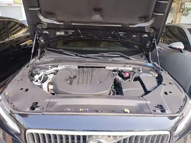 Volvo S90 — Фото автомобиля 19