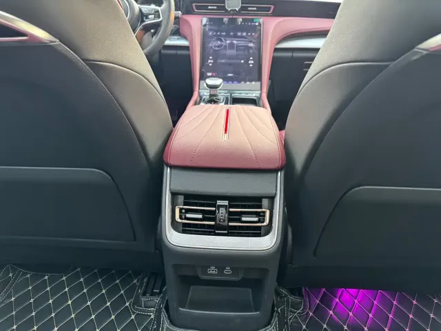 Hongqi H5 — Фото автомобиля 23