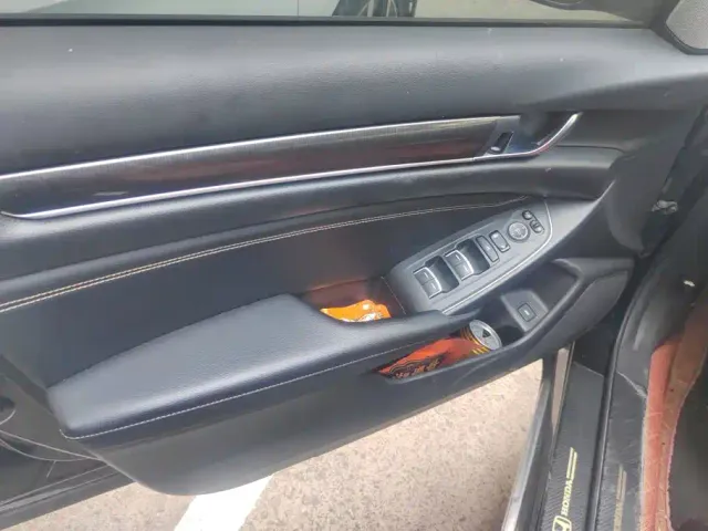 Honda Accord — Фото автомобиля 7