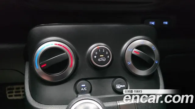 Hyundai Casper — Фото автомобиля 15