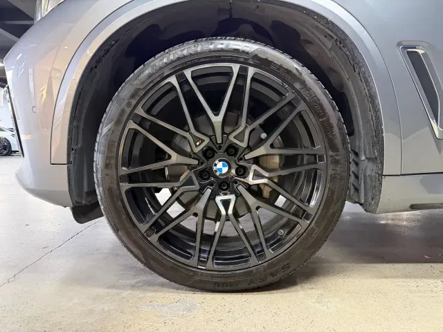 BMW X5 — Фото автомобиля 24