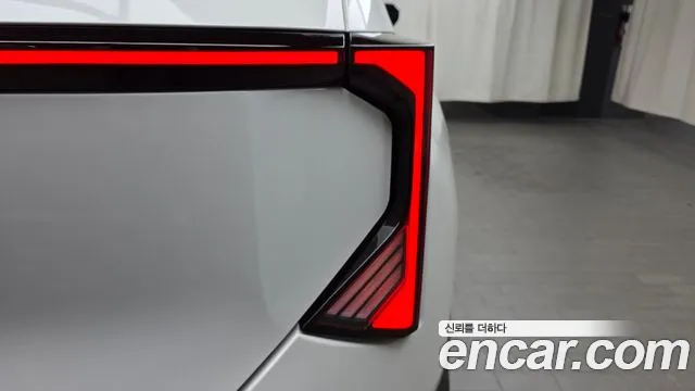Kia Seltos Seltos 2 поколение Бензин 1.6T 2WD — Фото автомобиля 23