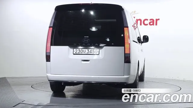 Hyundai Staria Staria — Фото автомобиля 3