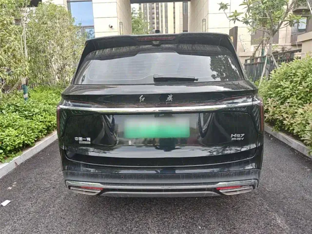 Hongqi HS7 PHEV — Фото автомобиля 5