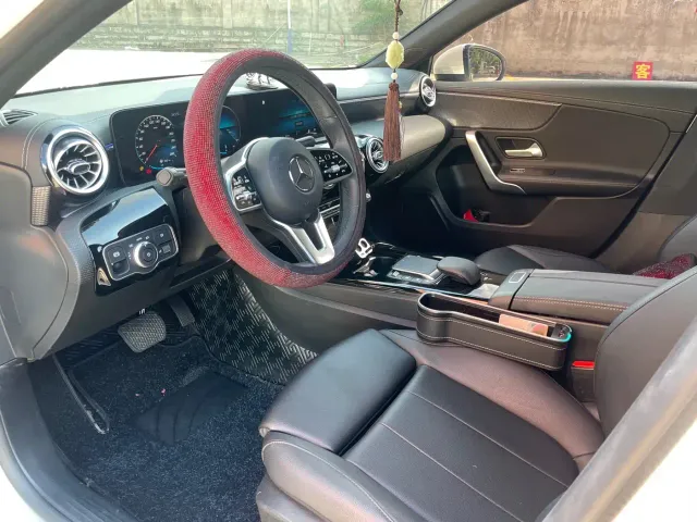 Mercedes-Benz A-Class — Фото автомобиля 8