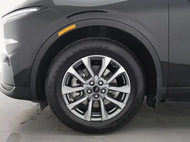 Ford Edge — Фото автомобиля 17