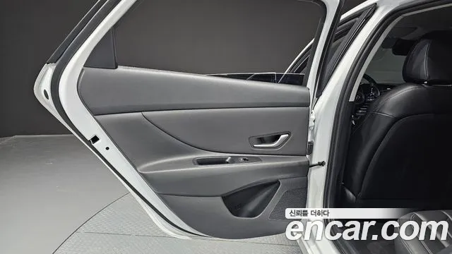 Hyundai Avante CN7 — Фото автомобиля 25
