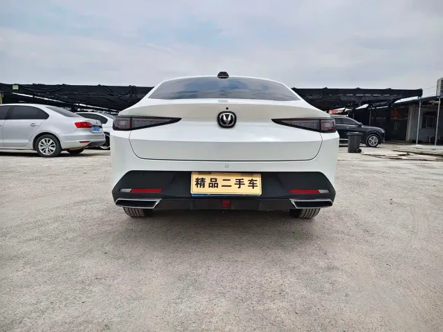 Changan Lamore — Фото автомобиля 14