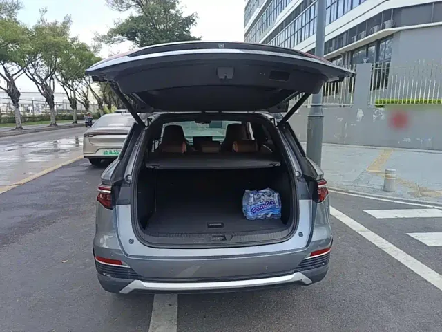 BYD Song Pro — Фото автомобиля 18