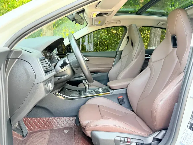 BMW 1 Series — Фото автомобиля 11