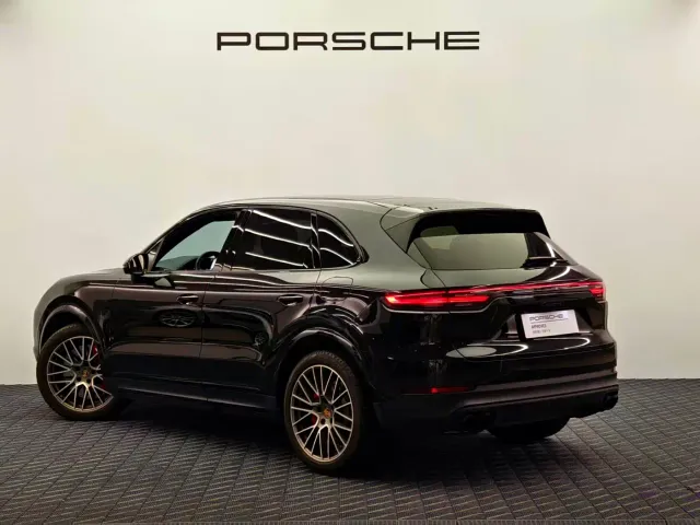 Porsche Cayenne — Фото автомобиля 5